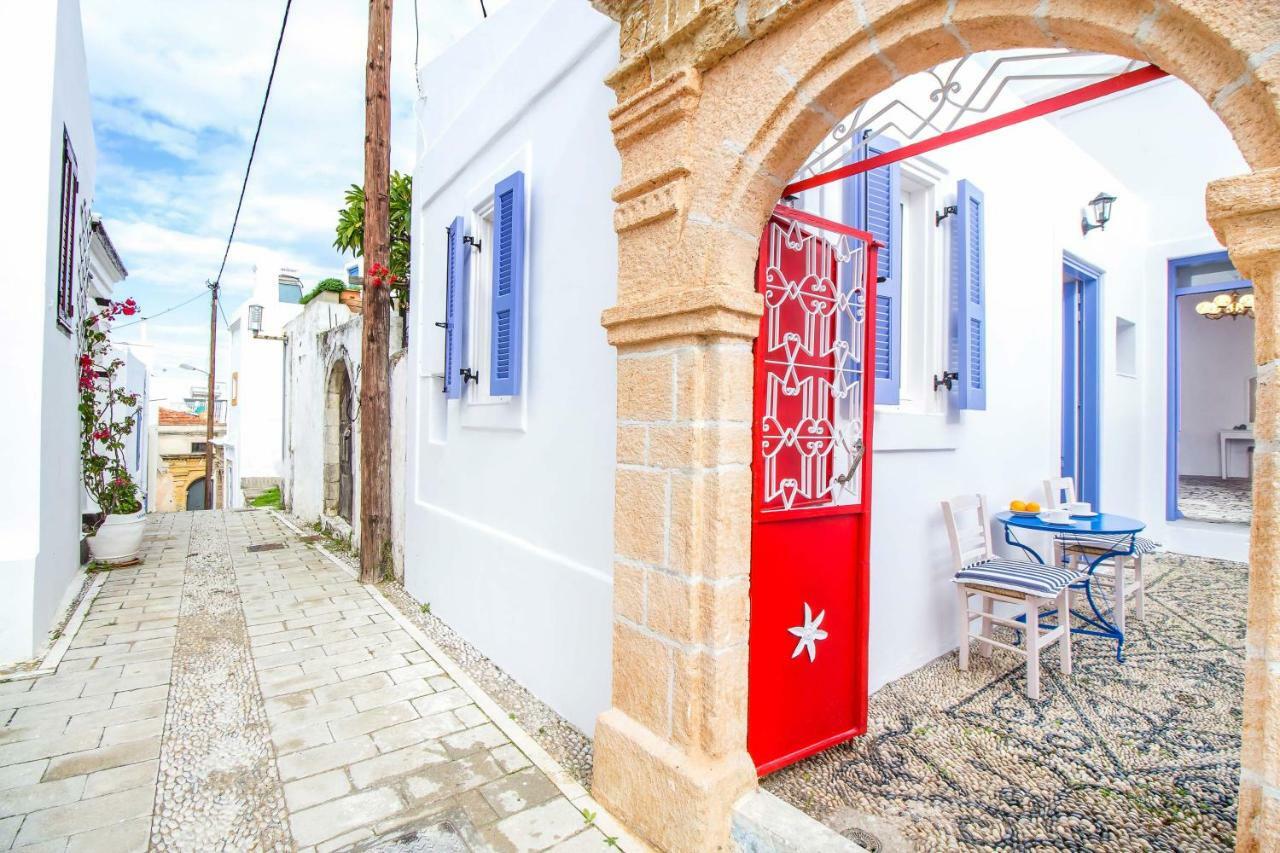 The Red Door In Koskinou Koskinou  Exteriér fotografie